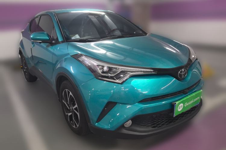 Used Toyota C-HR 2018 2.0L Leading Edition China V-standard Exterior 2