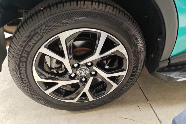 Used Toyota C-HR 2018 2.0L Leading Edition China VI Exterior 3