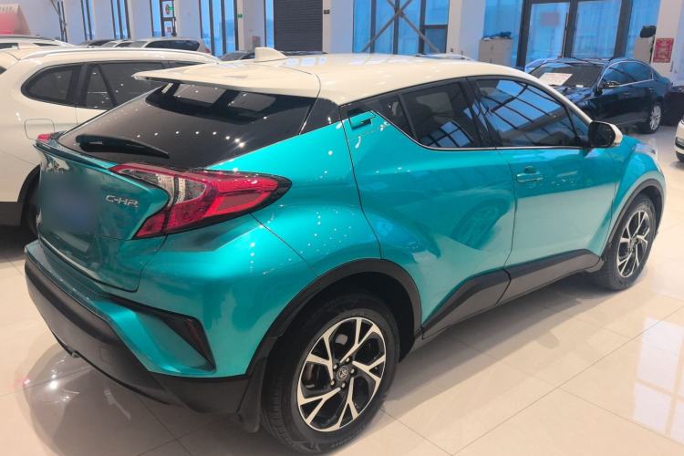 Used Toyota C-HR 2018 2.0L Leading Edition China V-standard Exterior 3