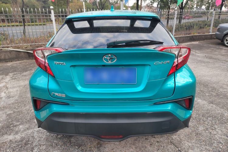 Used Toyota C-HR 2018 2.0L Leading Edition China V-standard Exterior 4