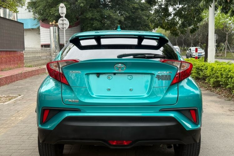 Used Toyota C-HR 2018 2.0L Leading Edition China VI Exterior 5