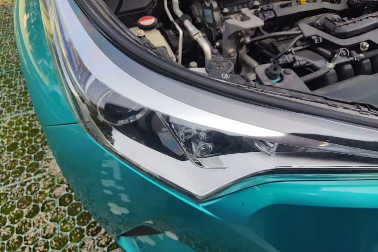 Used Toyota C-HR 2018 2.0L Leading Special Edition China V Standard Exterior 6