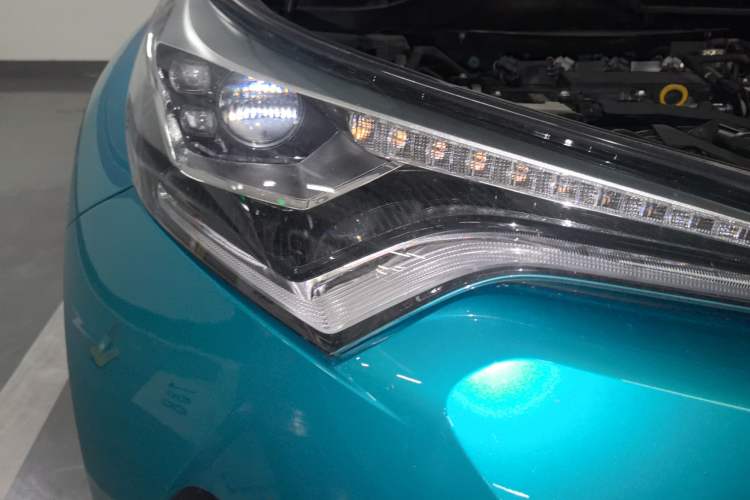 Used Toyota C-HR 2018 2.0L Leading Edition China V-standard Exterior 6