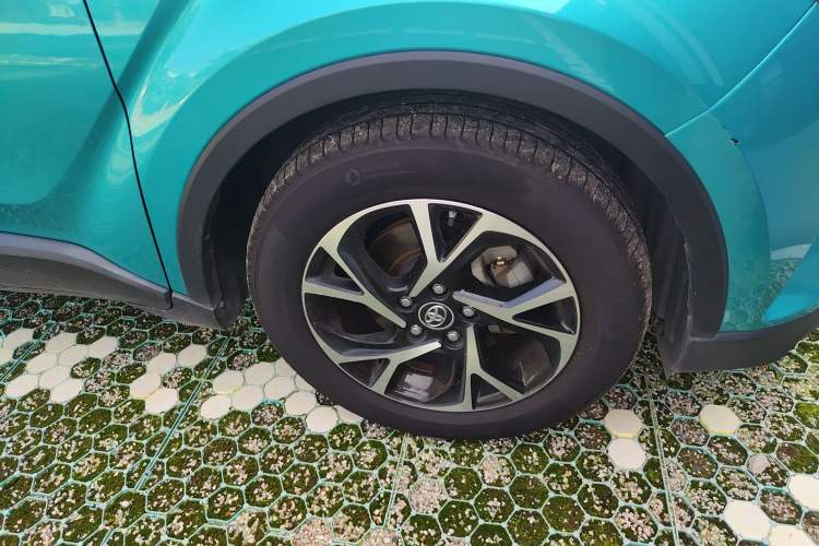 Used Toyota C-HR 2018 2.0L Leading Special Edition China V Standard Exterior 7