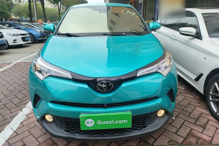 Used Toyota C-HR 2018 2.0L Leading Edition China VI Front
