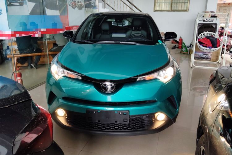 Used Toyota C-HR 2018 2.0L Leading Edition China V-standard Front