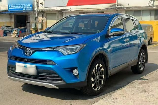 Used Toyota C-HR 2018 2.0L Leading with Sunroof China V Standard