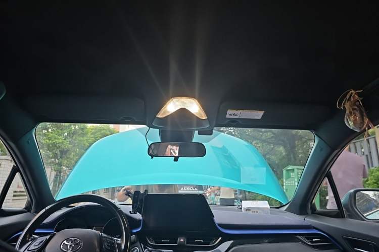 Used Toyota C-HR 2018 2.0L Luxury Edition China V Standard Headliner