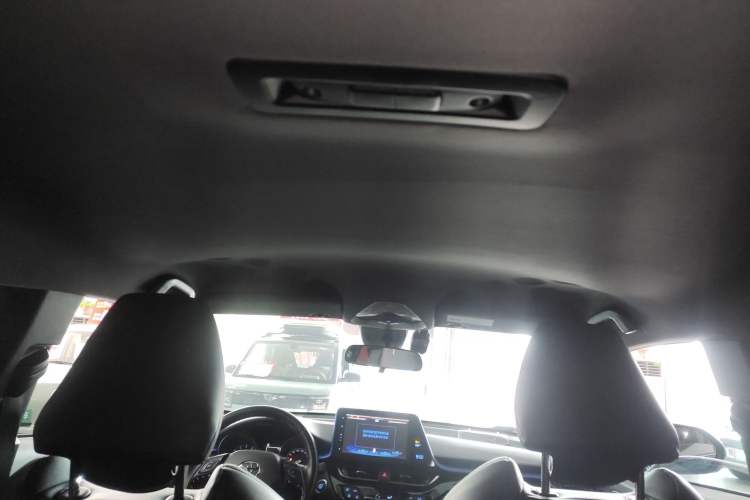 Used Toyota C-HR 2018 2.0L Luxury Edition China VI Standard Headliner