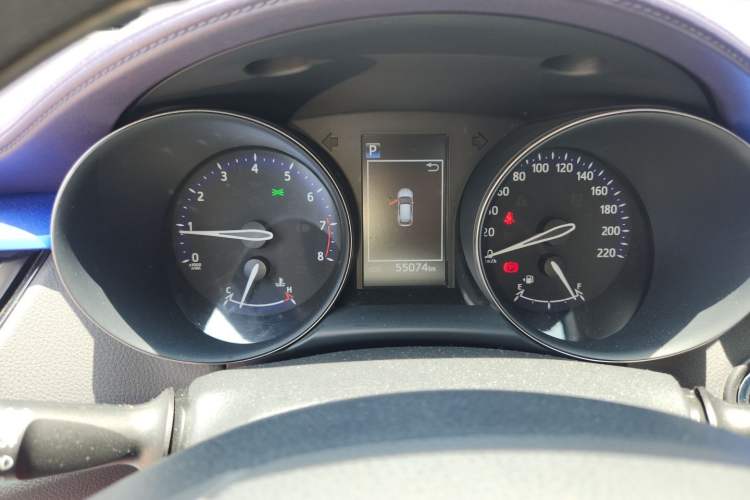Used Toyota C-HR 2018 2.0L Leading with Sunroof China V Standard Instrument Cluster