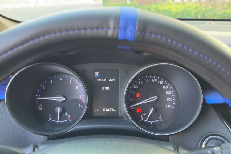 Used Toyota C-HR 2018 2.0L Leading with Sunroof China VI Standard Instrument Cluster
