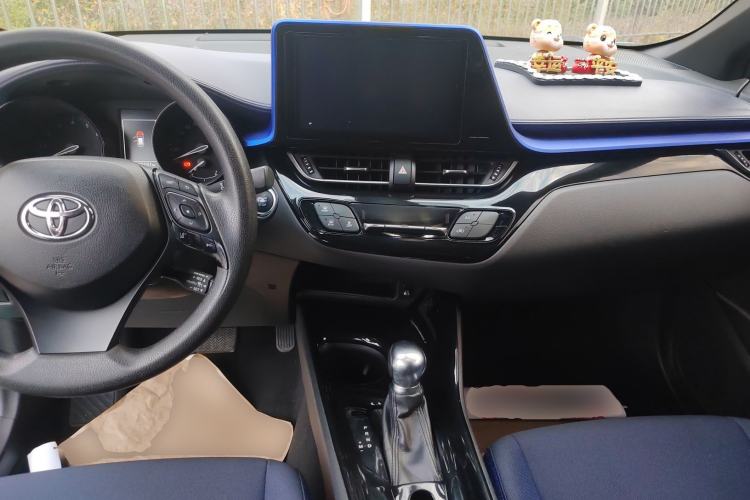 Used Toyota C-HR 2018 2.0L Leading Edition China V-standard Interior 2