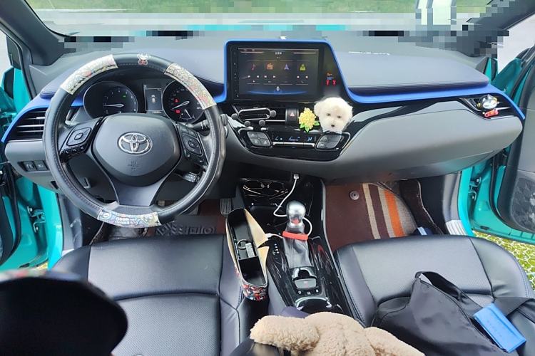 Used Toyota C-HR 2018 2.0L Leading Special Edition China V Standard Interior 2
