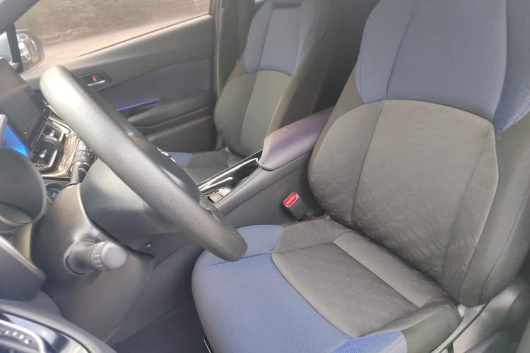 Used Toyota C-HR 2018 2.0L Leading Edition China V-standard Left Front Seat