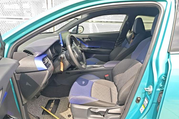 Used Toyota C-HR 2018 2.0L Leading Edition China V-standard Left Front Seat
