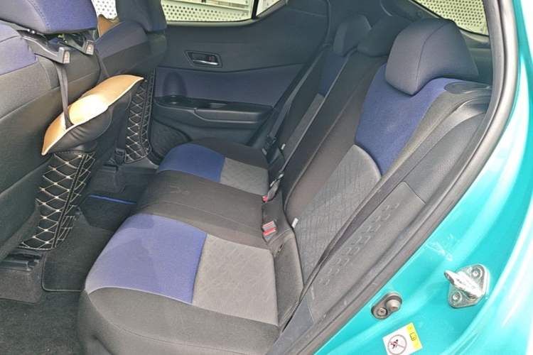 Used Toyota C-HR 2018 2.0L Leading Edition China V-standard Left Rear Seat