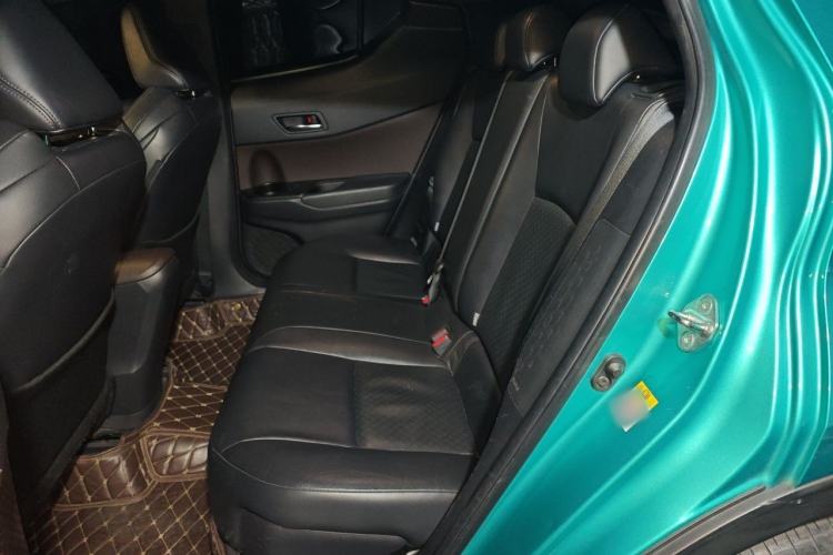 Used Toyota C-HR 2018 2.0L Flagship Version China V Standard Left Rear Seat