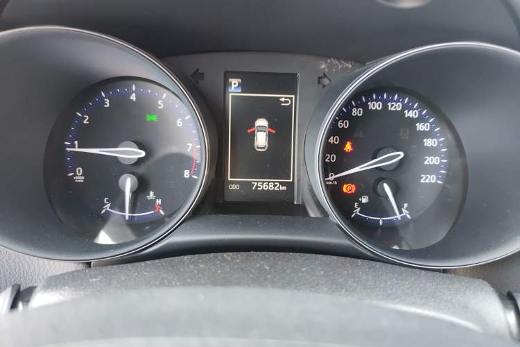 Used Toyota C-HR 2018 2.0L Leading Special Edition China V Standard Odometer Close Up