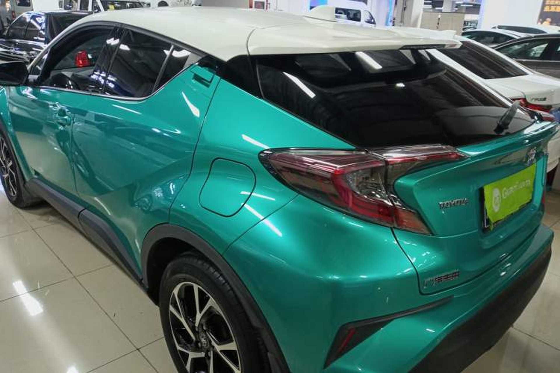 Used Toyota C-HR 2018 2.0L Luxury Sunroof Version China VI Standard Rear Left 45 Deg