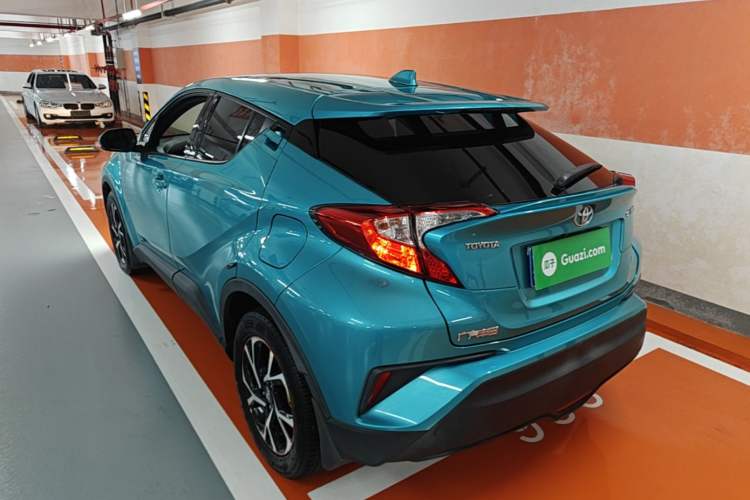 Used Toyota C-HR 2018 2.0L Leading Edition China V-standard Rear Left 45 Deg