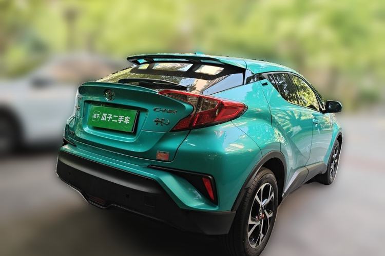 Used Toyota C-HR 2018 2.0L Leading Edition China VI Rear Right 45 Deg