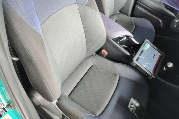 Used Toyota C-HR 2018 2.0L Luxury Edition China V Standard Right Front Seat