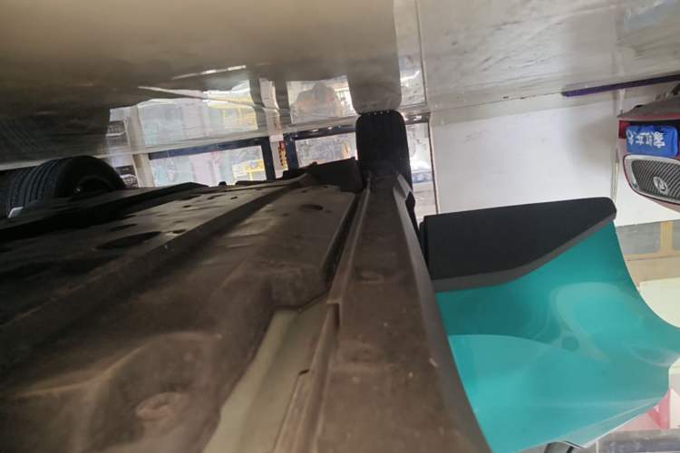 Used Toyota C-HR 2018 2.0L Leading Edition China V-standard Right Side Sill