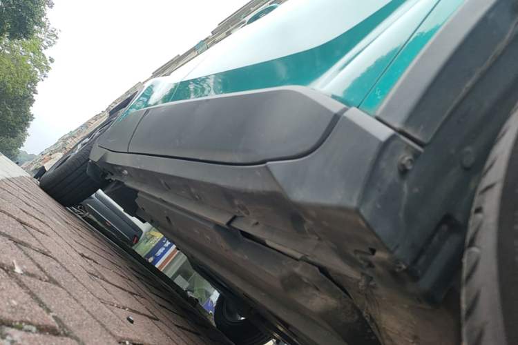 Used Toyota C-HR 2018 2.0L Leading Edition China VI Right Side Sill