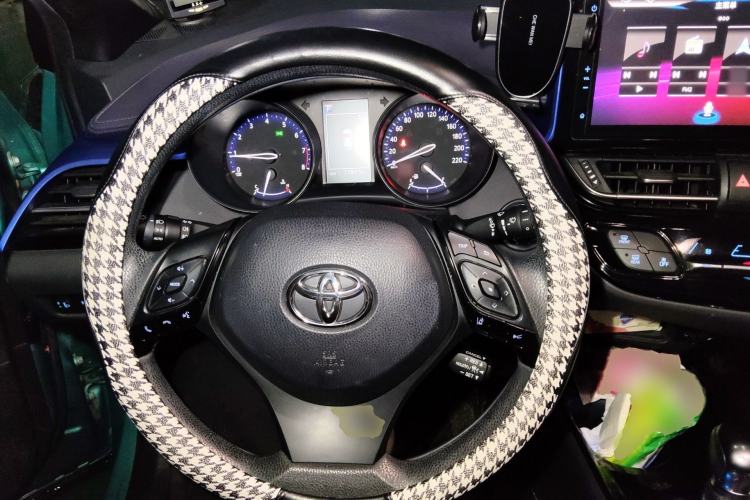 Used Toyota C-HR 2018 2.0L Leading Edition China V-standard Steering Wheel