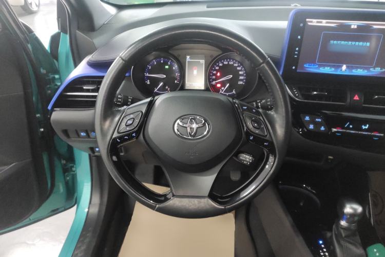 Used Toyota C-HR 2018 2.0L Luxury Edition China VI Standard Steering Wheel