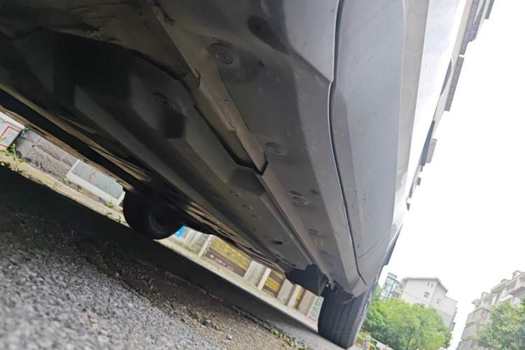 Used Toyota C-HR 2018 2.0L Leading Edition China V-standard Chassis Front Left