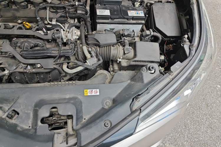 Used Toyota C-HR 2018 2.0L Leading Edition China V-standard Engine Bay Left