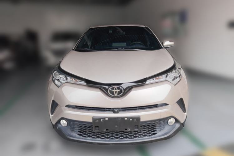 Used Toyota C-HR 2018 2.0L Leading with Sunroof China VI Standard Front