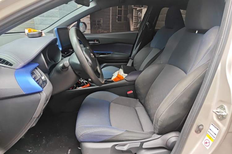 Used Toyota C-HR 2018 2.0L Leading Edition China V-standard Left Front Seat