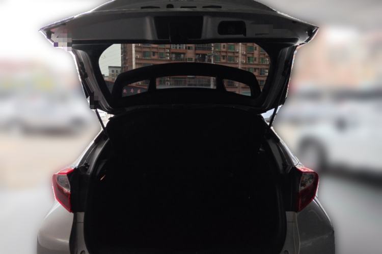 Used Toyota C-HR 2018 2.0L Leading with Sunroof China VI Standard Trunk