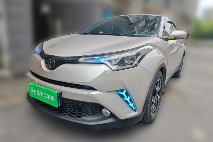 Used Toyota C-HR 2018 2.0L Leading Edition China V-standard Guazi used car, China used car export, Used car for sale, Used  cars, Cheapest cars for sale