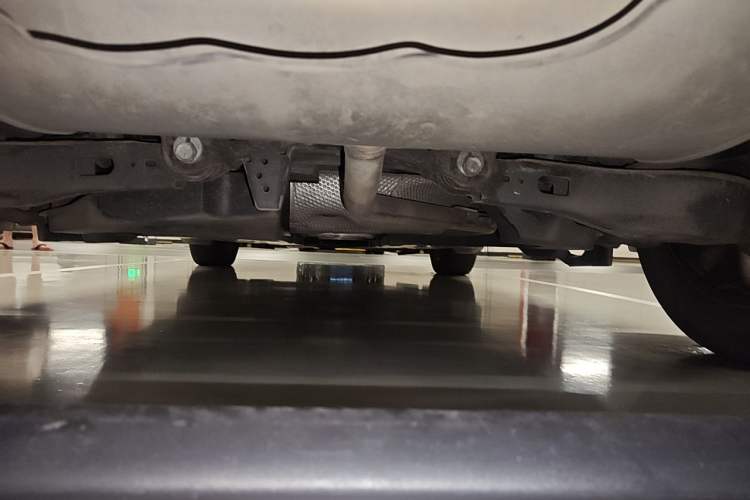 Used Toyota C-HR 2018 2.0L Leading Edition China VI Chassis Rear
