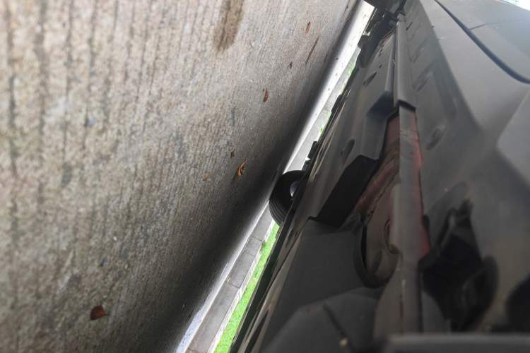 Used Toyota C-HR 2018 2.0L Luxury Sunroof Version China VI Standard Chassis Rear Left