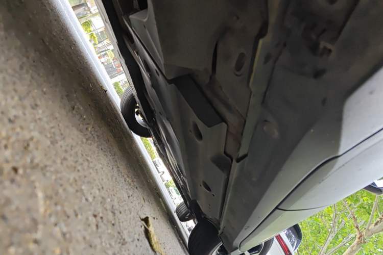 Used Toyota C-HR 2018 2.0L Luxury Sunroof Version China VI Standard Chassis Rear Right