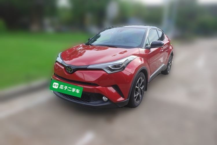 Used Toyota C-HR 2018 2.0L Luxury Sunroof Version China VI Standard Guazi used car, China used car export, Used car for sale, Used cars, Cheapest cars for sale
