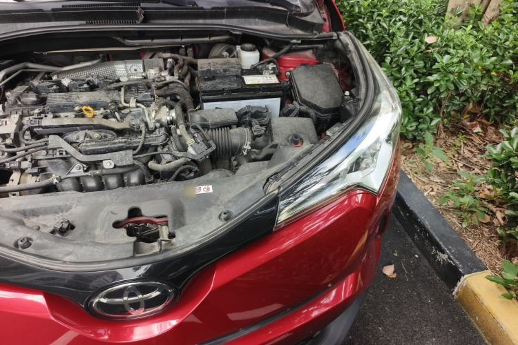 Used Toyota C-HR 2018 2.0L Leading Edition China VI Engine Bay Left