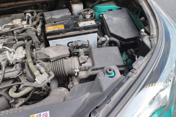 Used Toyota C-HR 2018 2.0L Leading Edition China V-standard Engine Bay Left