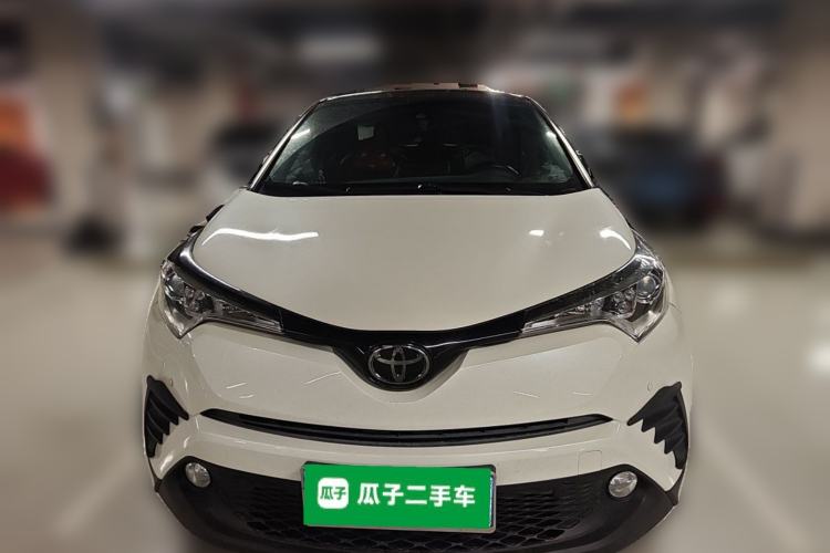 Used Toyota C-HR 2018 2.0L Leading Edition China VI Front