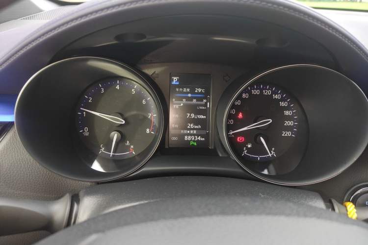 Used Toyota C-HR 2018 2.0L Luxury Sunroof Version China VI Standard Instrument Cluster