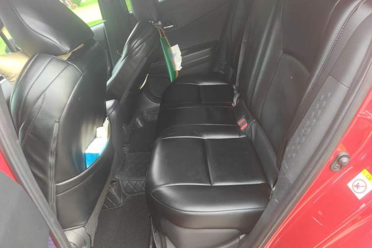 Used Toyota C-HR 2018 2.0L Luxury Sunroof Version China VI Standard Left Rear Seat