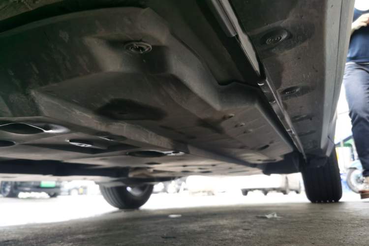 Used Toyota C-HR 2018 2.0L Leading Edition China VI Chassis Front Left