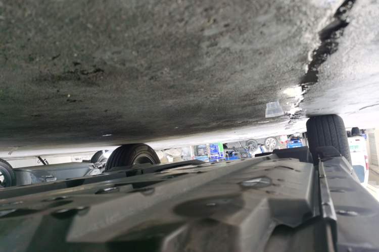 Used Toyota C-HR 2018 2.0L Leading Edition China VI Chassis Front Right