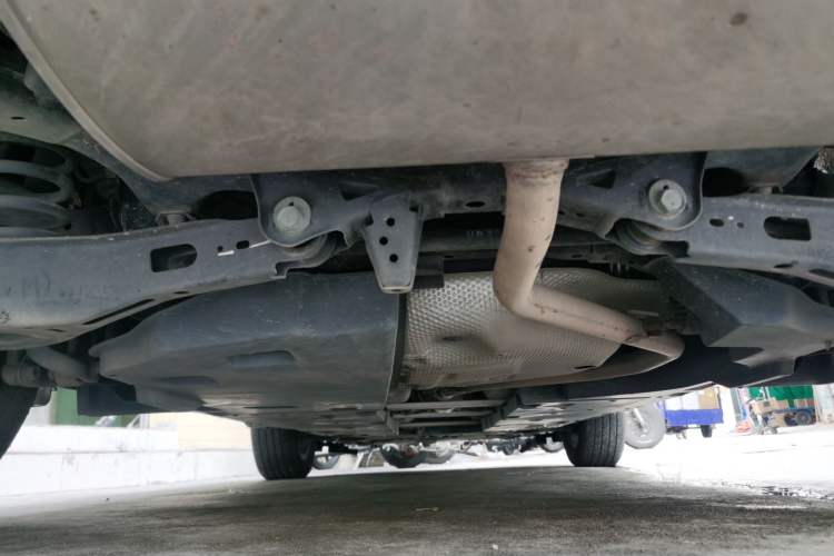 Used Toyota C-HR 2018 2.0L Leading Edition China VI Chassis Rear