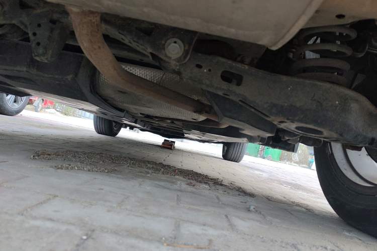 Used Toyota C-HR 2018 2.0L Leading Edition China V-standard Chassis Rear