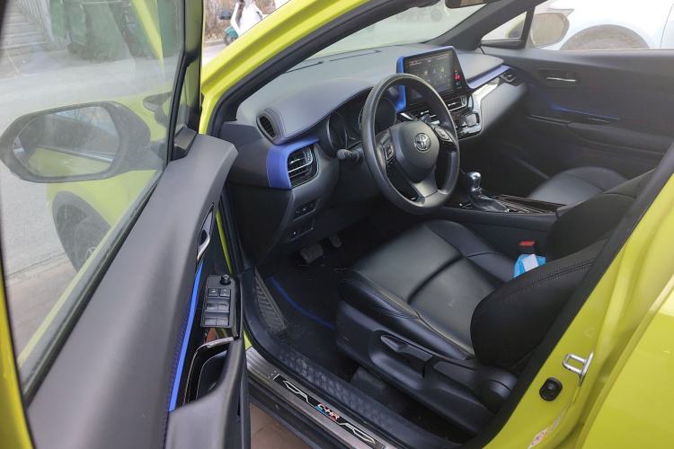 Used Toyota C-HR 2018 2.0L Leading Edition China V-standard Driver Seat
